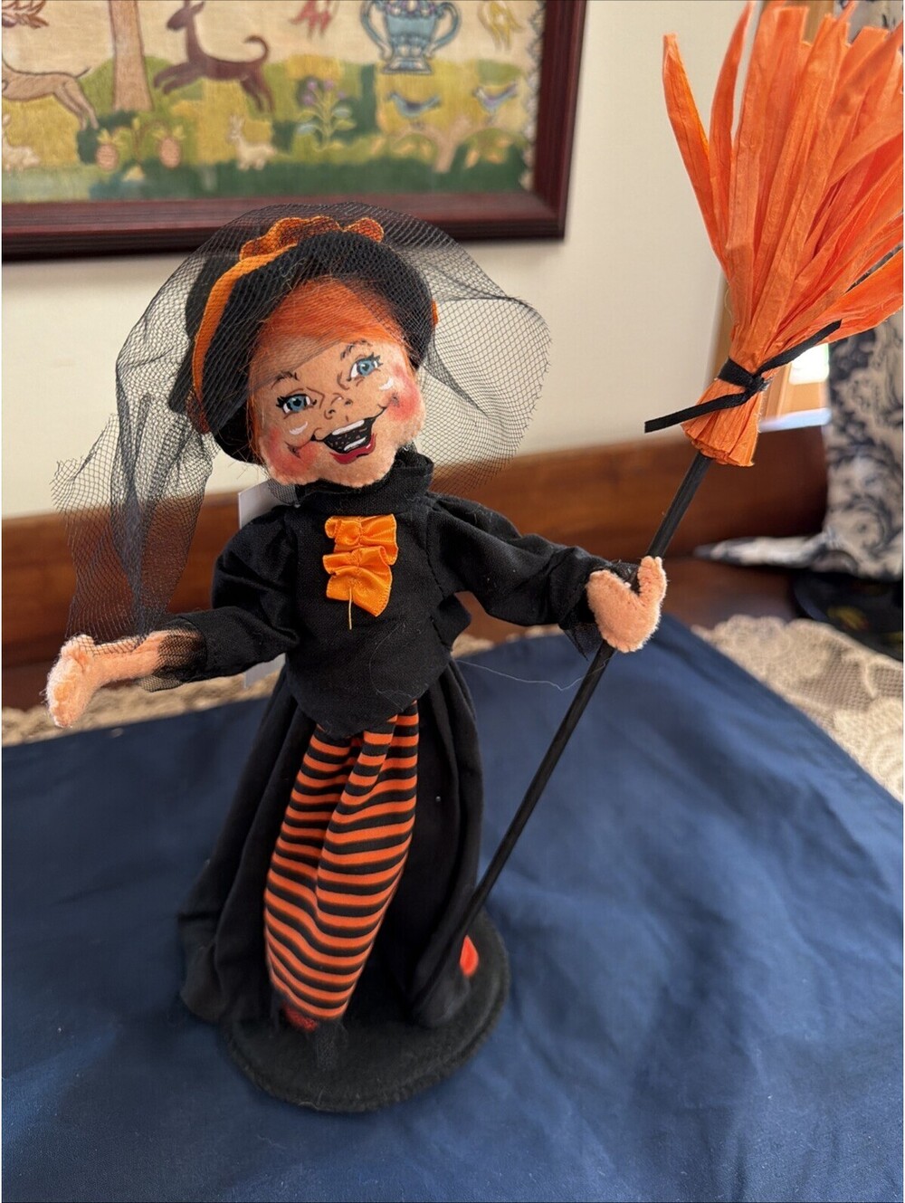 Annalee Halloween 2013 Witch Girl New With Broom 9'' Orange Black Doll Decor